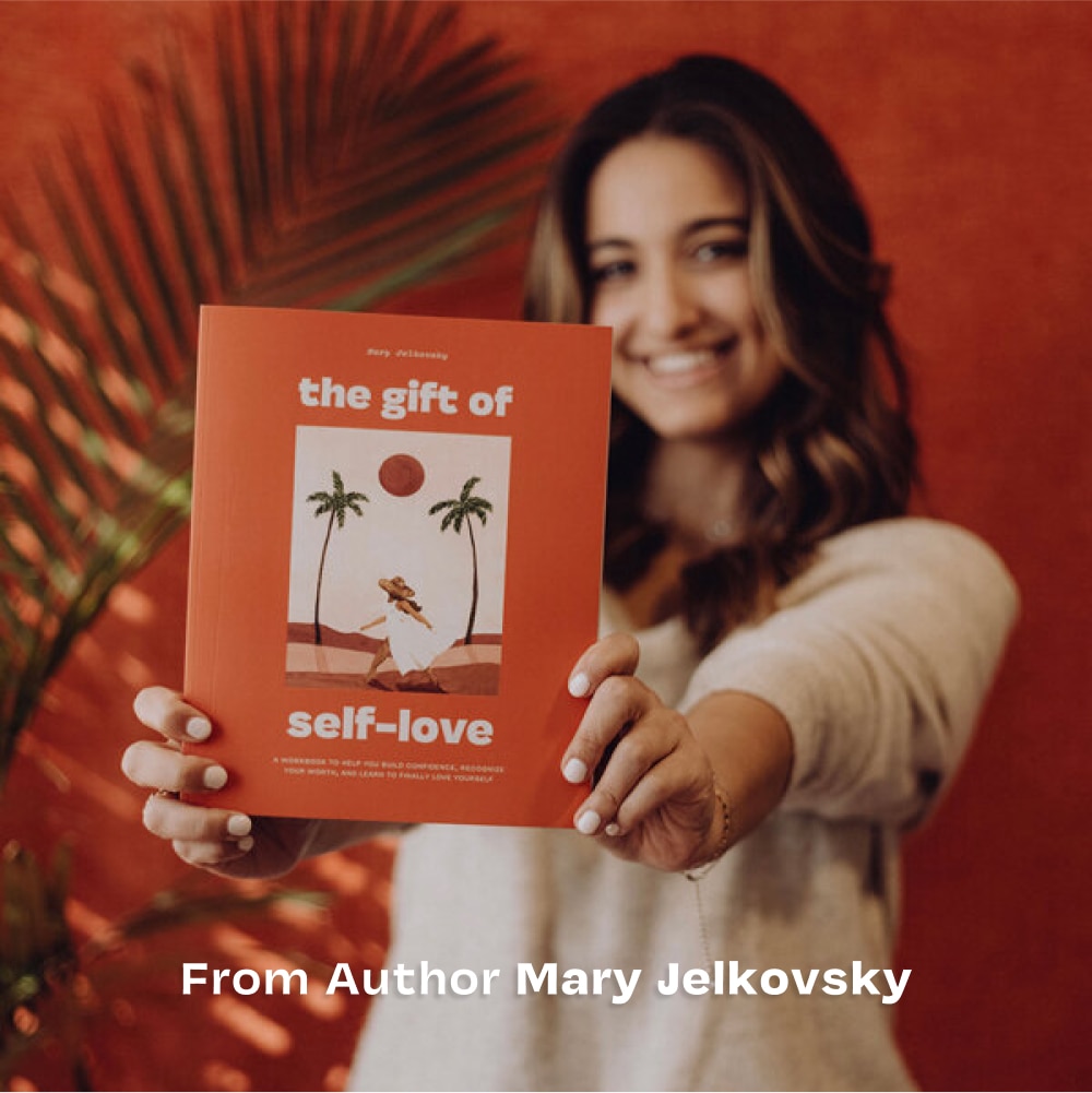 LOVE YOUR SELF グッズセット The Gift Of Self Love: A Workbook To Help You Build Confidence