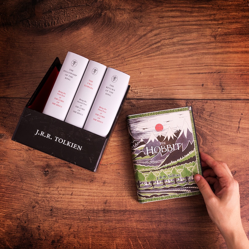 Aper&ccedil;u du contenu 2_The Hobbit & The Lord of the Rings Gift Set: A Middle-earth Treasury