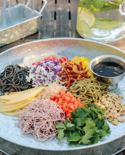 Sample content 4_The Modern Salad