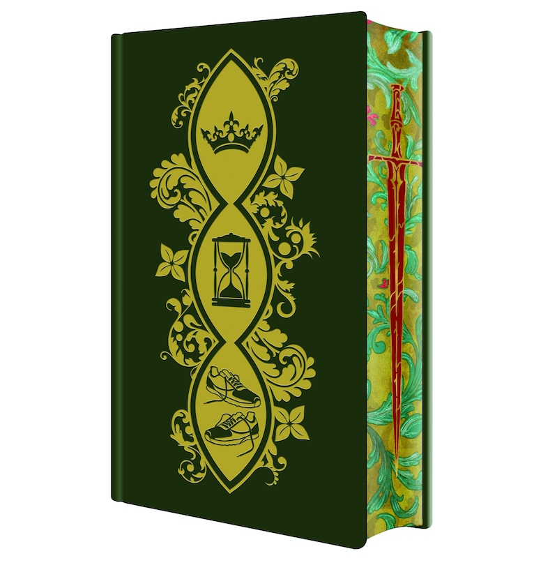 Sample content 2_The Once and Future Queen - Deluxe Limited Edition