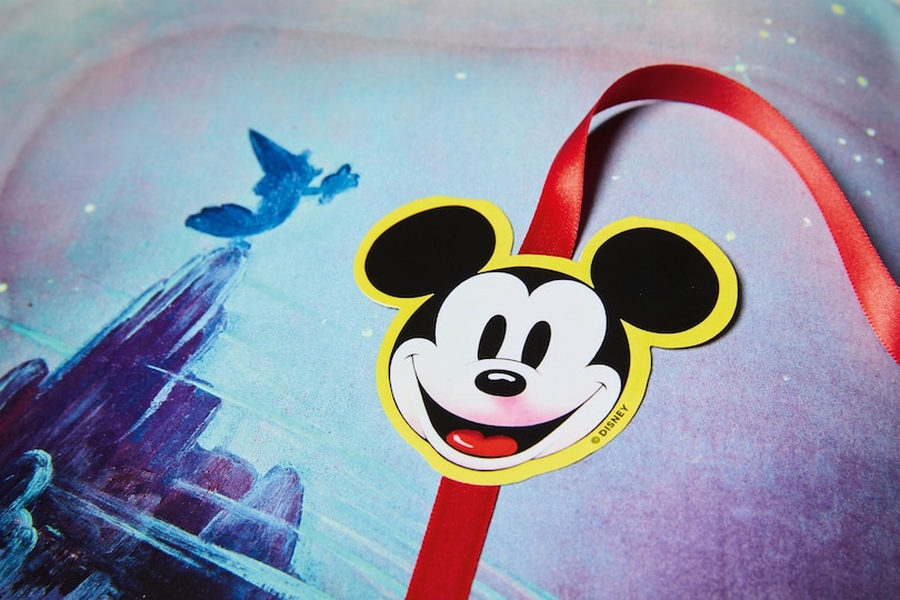 Sample content 4_Walt Disney's Mickey Mouse. The Ultimate History