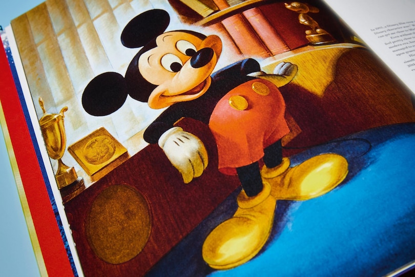 Sample content 5_Walt Disney's Mickey Mouse. The Ultimate History