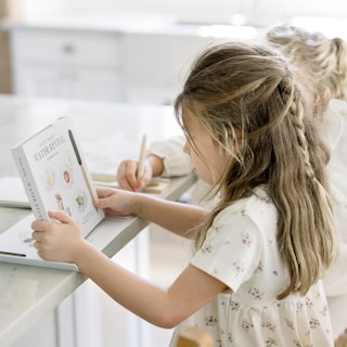 Sample content 3_Wishy Washy (Water Reveal Edition)