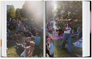 Sample content 5_Wolfgang Tillmans. four books. 45th Ed.