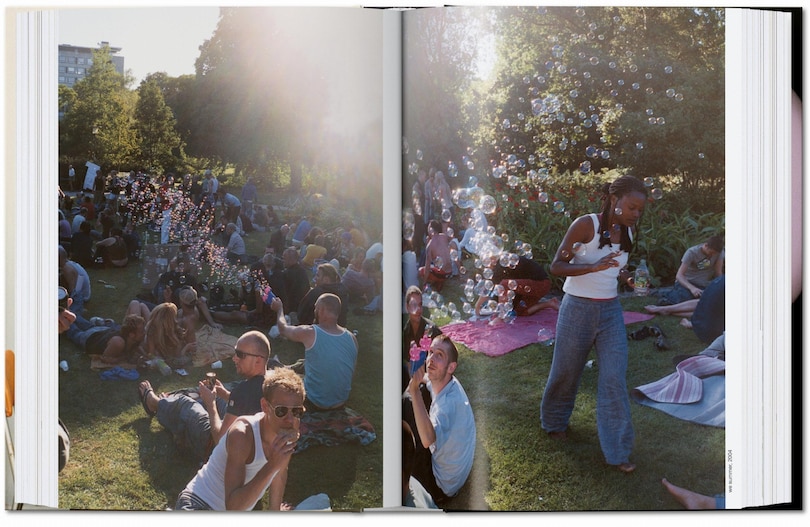 Sample content 5_Wolfgang Tillmans. four books. 45th Ed.
