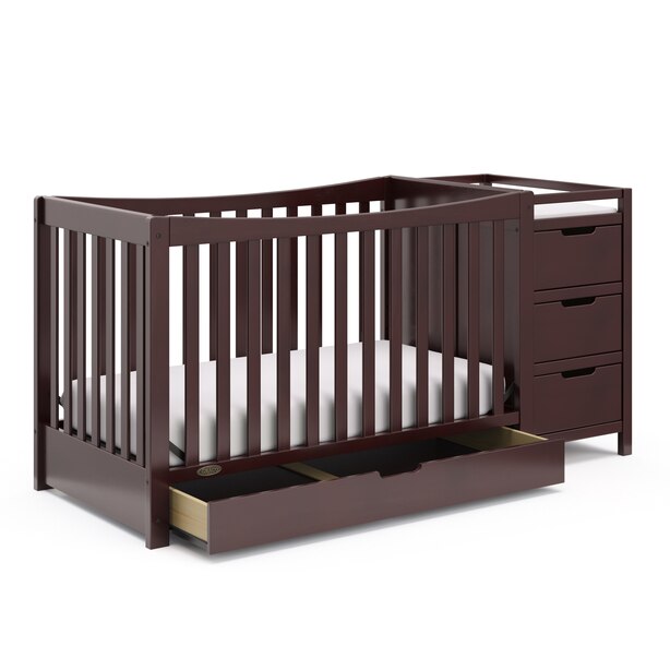 Lit De Bebe 4 En 1 Remi Avec Tiroir Et Table A Langer Attachee De Graco Espresso De Graco Articles Cadeau Www Chapters Indigo Ca
