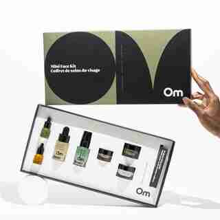 Coffret de soins du visage pour les peaux mixtes, sensibles et sujettes aux imperfections
