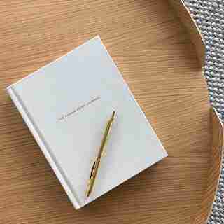 The Human Being Journal, beige côtier