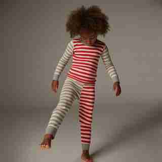 PYJAMA DEUX-PIÈCES POUR ENFANT – RAYURES FESTIVES, TAILLE 8