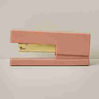 WHEAT STRAW STAPLER, BLUSH