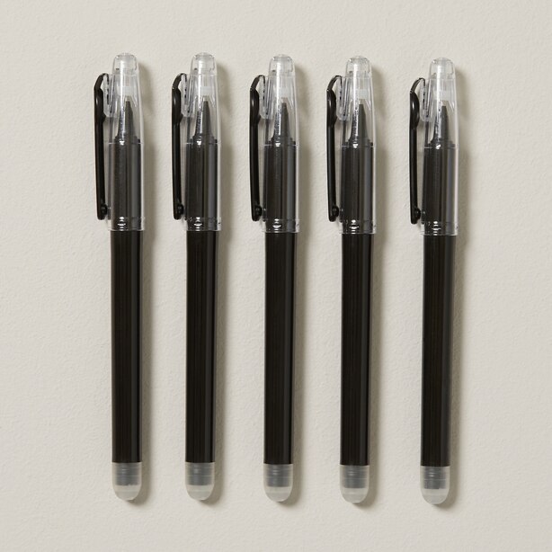 SET OF 5 ERASABLE GEL PENS, BLACK by NOTA Gifts www.chapters.indigo.ca