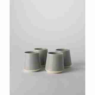 Les tasses, gris tourterelle