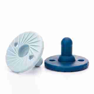 Doddle & Co - Tokyo Pop Silicone Pacifier - Stage 1 - Natural Shape - 2 Pack - Navy / Cloud 9
