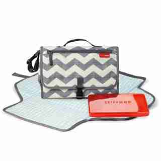 Station à langer portable Pronto — Chevrons