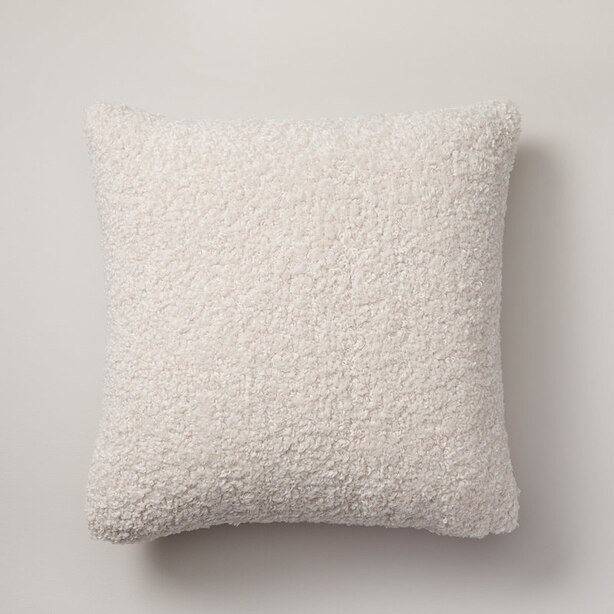 SHAGGY FAUXFUR PILLOW COVER BLEACHED STONE, 18” X 18” by Indigo