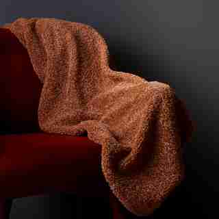 SHAGGY FAUX FUR THROWBLANKET, CAMEL