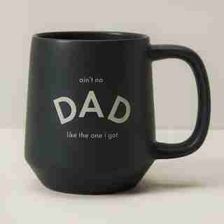 AIN'T NO DAD MUG