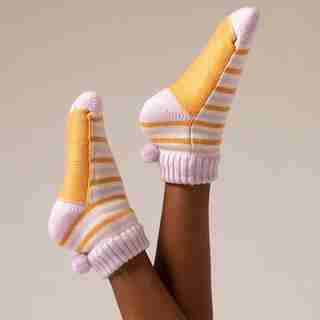 DAYDREAM LO-RISE READING SOCKS™, LAVENDER