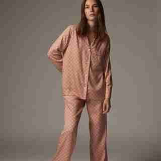 PYJAMA DEUX-PIÈCES SOYEUX – MOTIF GÉO FLORAL, ROSE, GRAND
