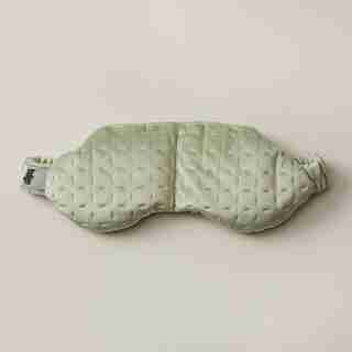 WELLNESS WEIGHTED SOFT GREEN EYE MASK
