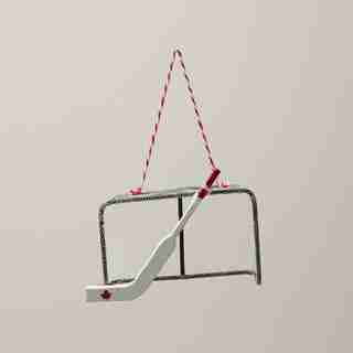 HOLIDAY HOCKEY NET ORNAMENT