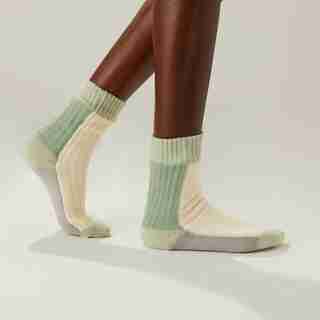 CHAUSSETTES DE LECTURE MI-MOLLET – JADE