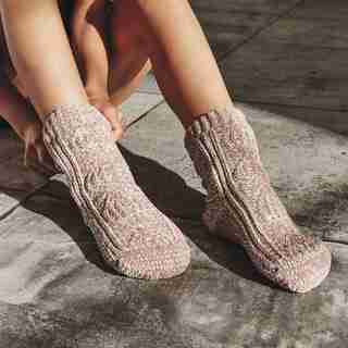 CHAUSSETTES DE LECTURE MI-MOLLET EN CHENILLE – VISON