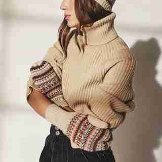 MODERN FAIR ISLE MITTENS, OAT MIX