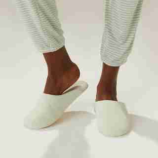 READING SLIPPER, EUCALYPTUS SMALL-MEDIUM