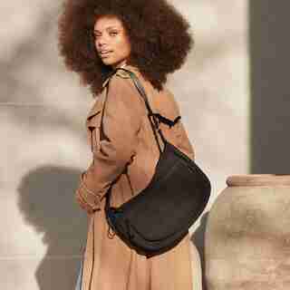 EVERYTHING HOBO BAG, BLACK