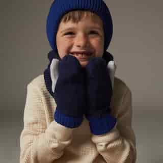 MITAINES EN TRICOT ÉCOLOGIQUE POUR ENFANT – COULEURS CONTRASTÉES, BLEU, PETIT/MOYEN