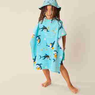 PONCHO TOWEL, SHARK