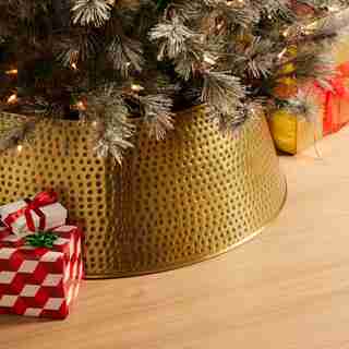 HAMMERED METAL TREE COLLAR, GOLD