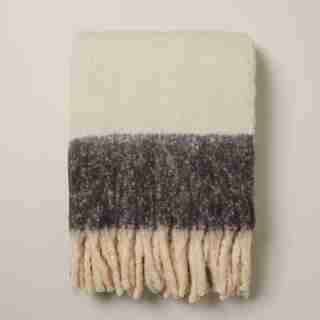JETÉ EN MOHAIR – COULEURS CONTRASTÉES, CLAIR DE LUNE