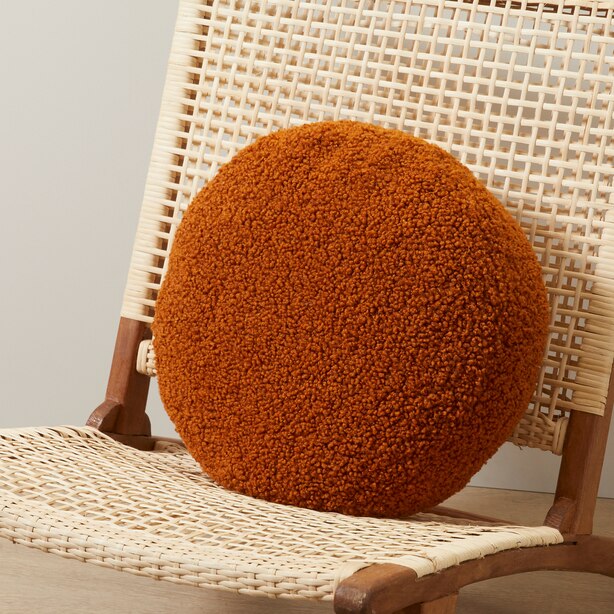 SHAGGY FAUX FUR ROUND PILLOW SIENNA 16" by OUI Gifts www.chapters.indigo.ca