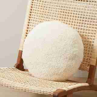 SHAGGY FAUX FUR ROUND PILLOW IVORY 16"