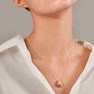 Pendentif Goutte D'eau, Studio