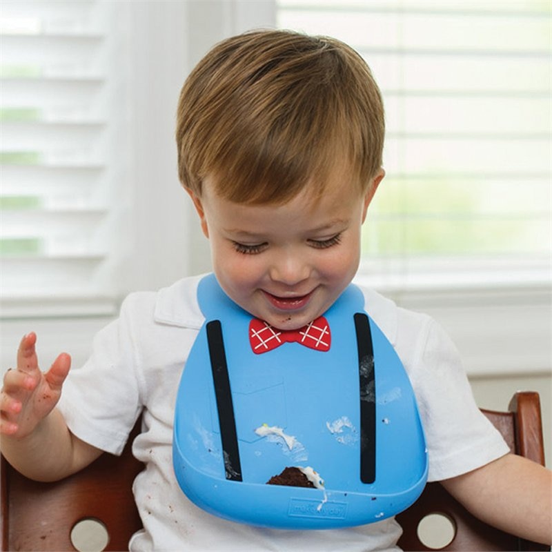 baby bib with pearls
