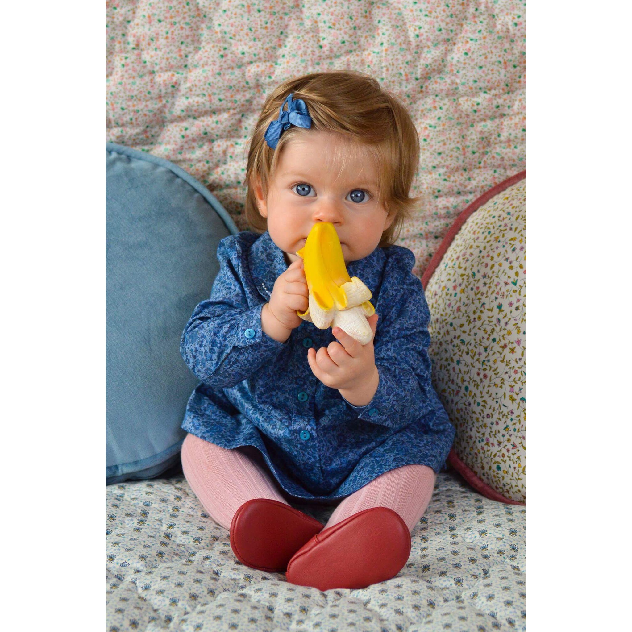 oli and carol banana