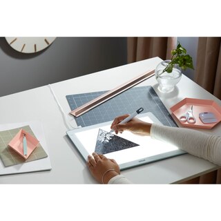 Cricut Brightpad image number 6