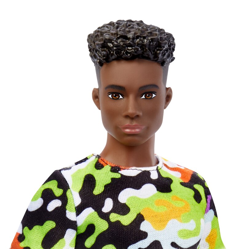 Fashionistas Ken Doll Camp Print image number 2