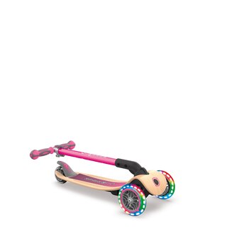 Primo Foldable Wood Scooter with Lights image number 5