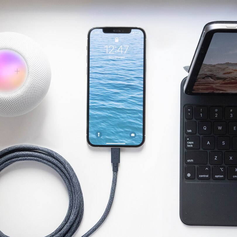 Belt Cable Xl (Usb-C To Lightning), Indigo image number 2
