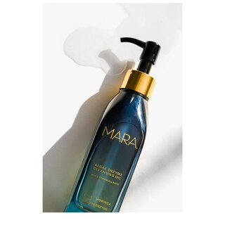 Chia + Moringa® Algae Enzyme Cleansing Oil image number 1