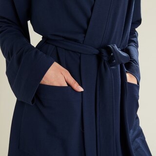 Reading Robe image number 1