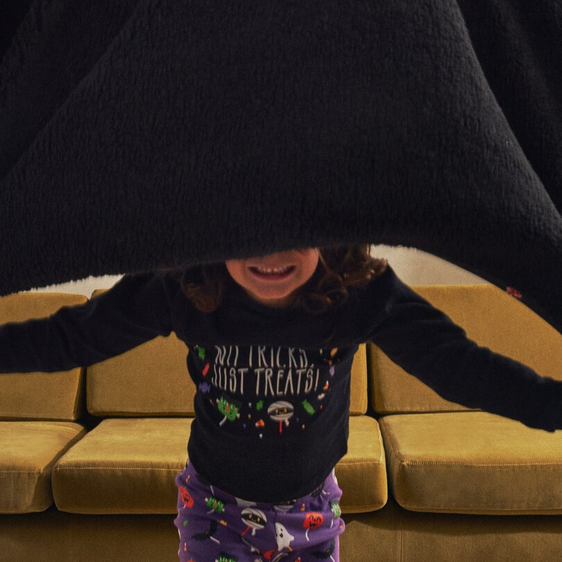 Patterned Sherpa Throw image number 1